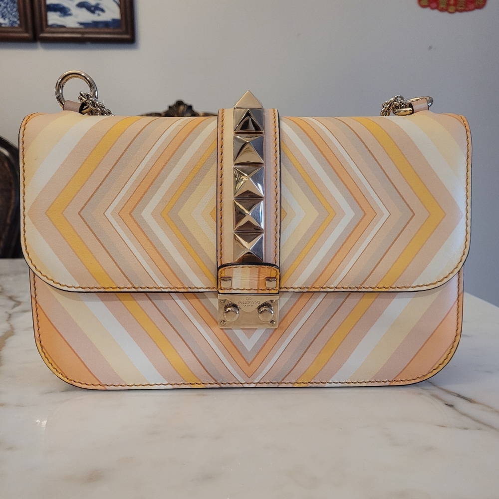 Valentino Garavani Medium Vitello Glam Lock Rockstud Bag